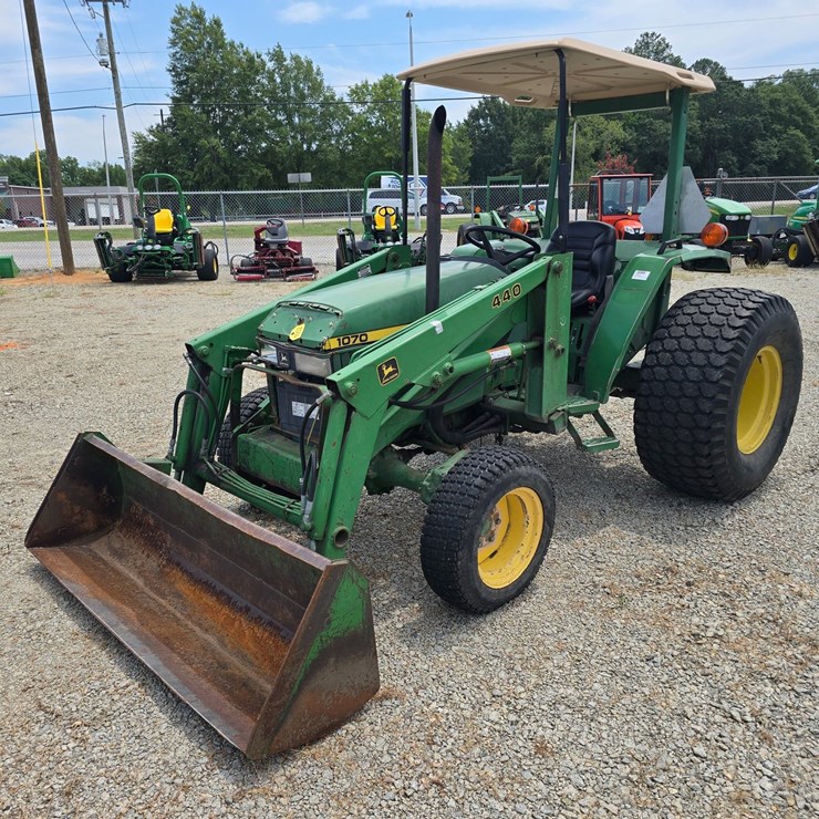 JOHN DEERE 1070
