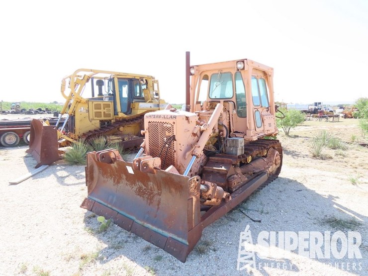 caterpillar-d6-image-1