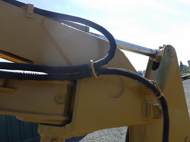 hanix-s&b300-image-28