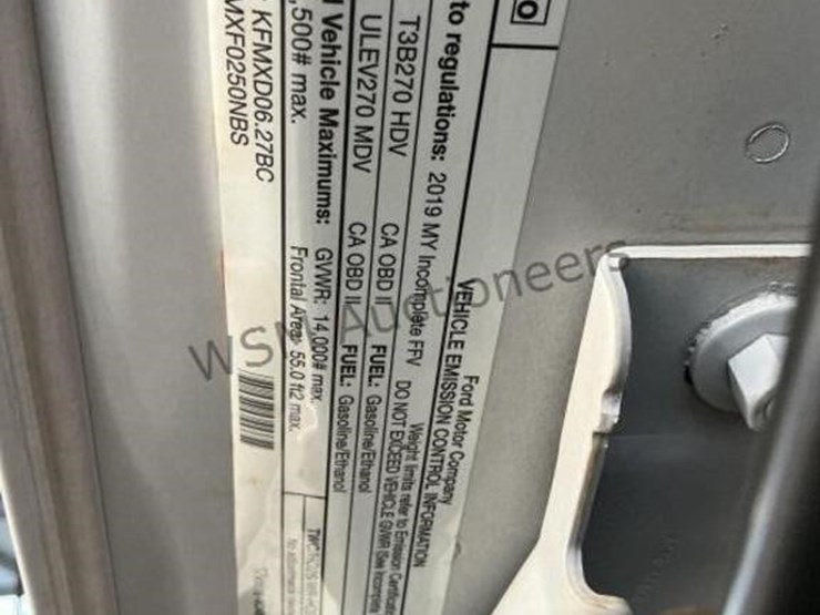 2019-ford-f350-image-13