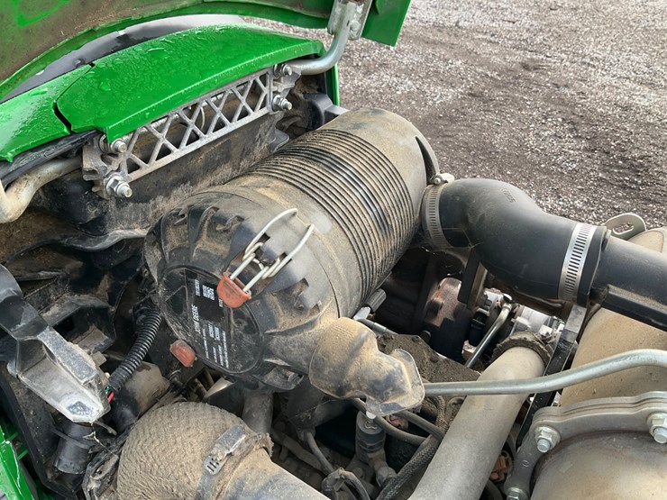 john-deere-3038e-image-43
