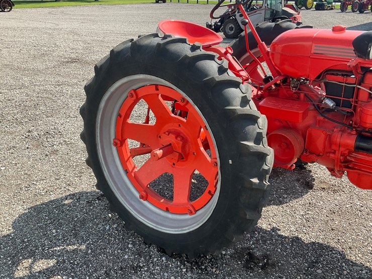 #6036-•-1954-case-sc-tractor-image-18