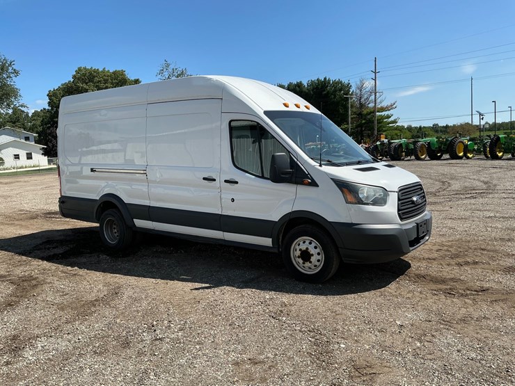 2015-ford-transit-image-7