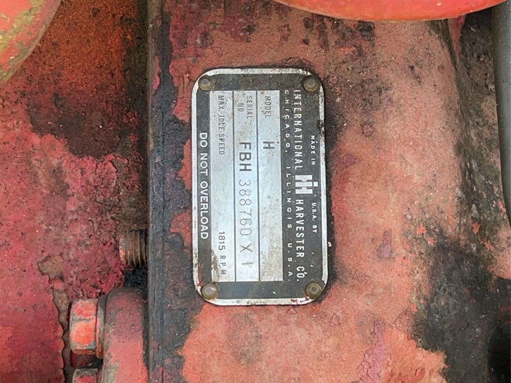 1952-farmall-super-h-image-18