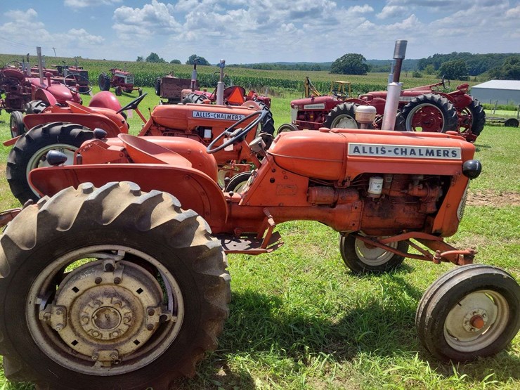 1961-allis-chalmers-d12-image-6