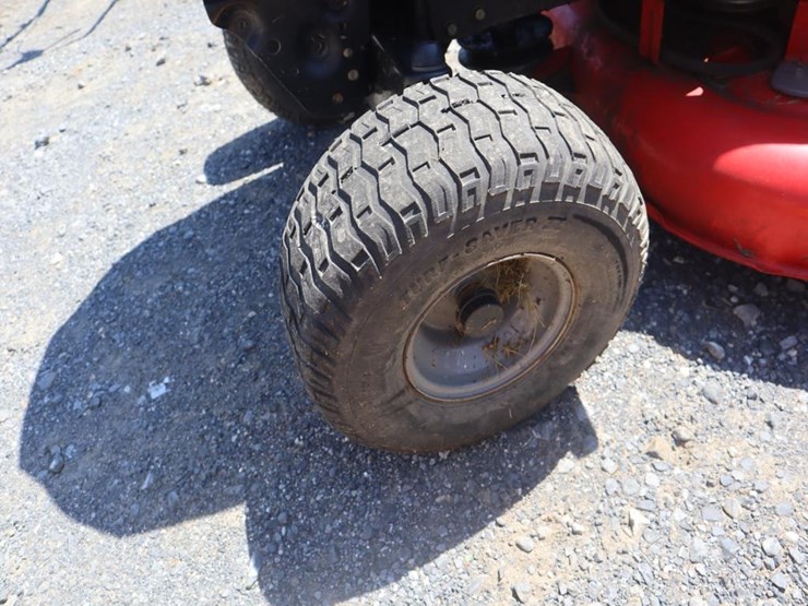 craftsman-t110-tractor-image-10