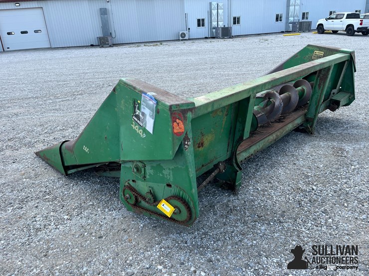 john-deere-444-image-7
