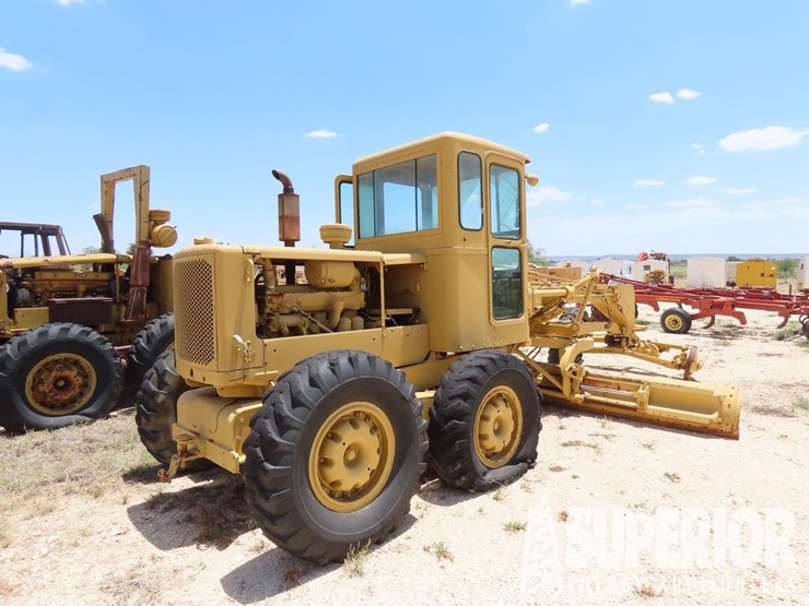 caterpillar-120-image-3