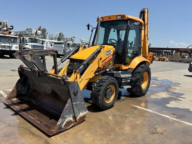 2008-jcb-3cx-image-1