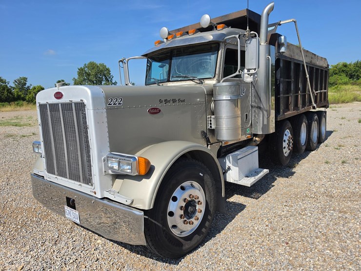 2005-peterbilt-379-image-1