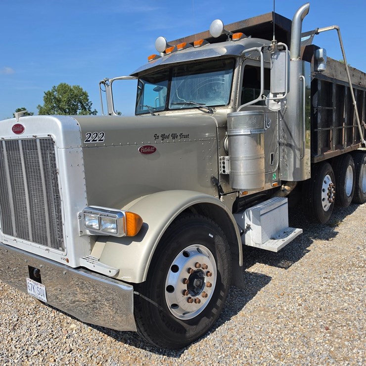2005 PETERBILT 379