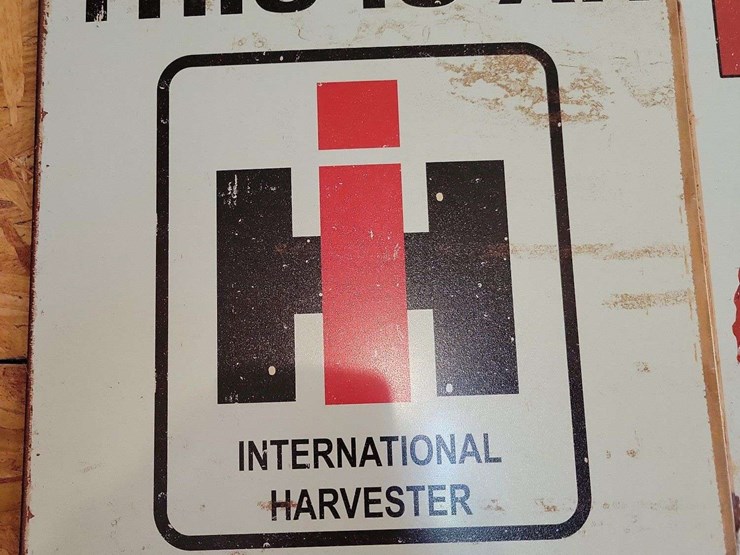 reproduction-international-harvester-signs-image-2