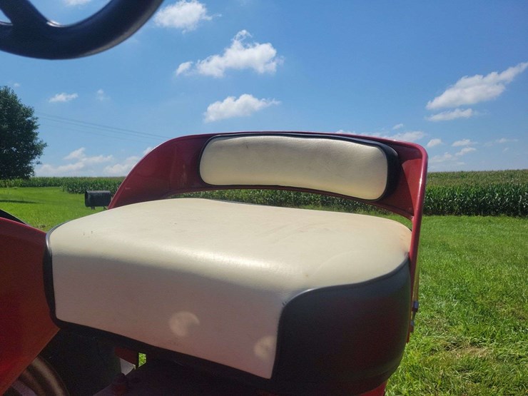 farmall-460-image-17