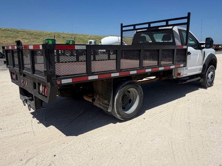 2019-ford-f550-image-5