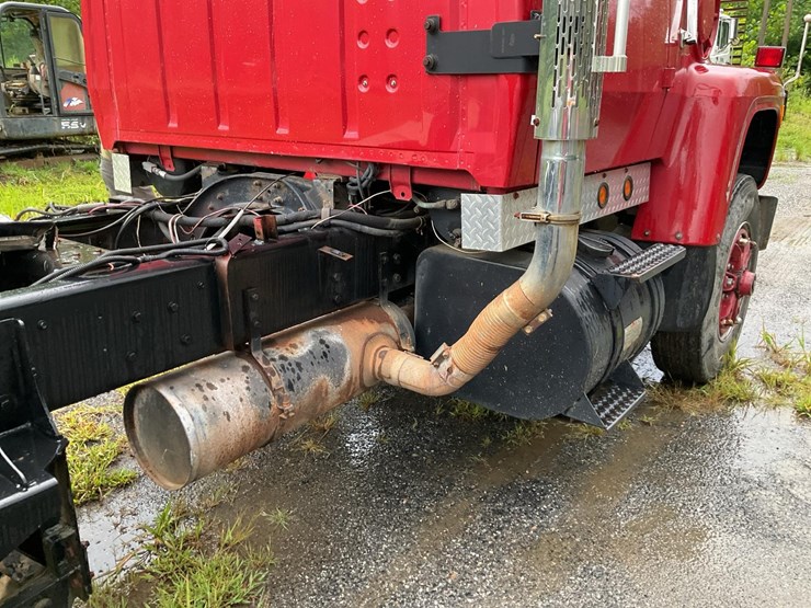 1989-ford-l8000-image-47