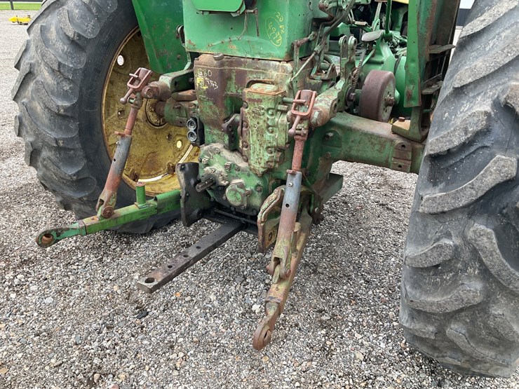 1961-john-deere-730-image-16