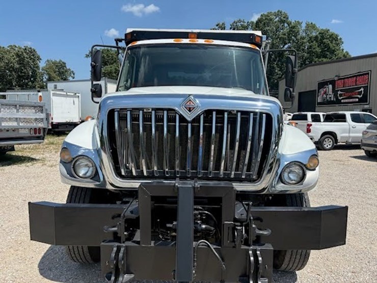 2014-international-workstar-7400-image-10