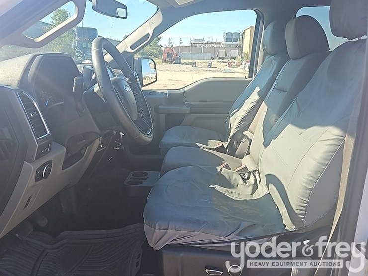 2016-ford-f150-image-38