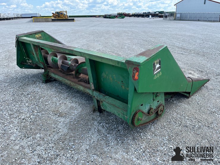 john-deere-444-image-5