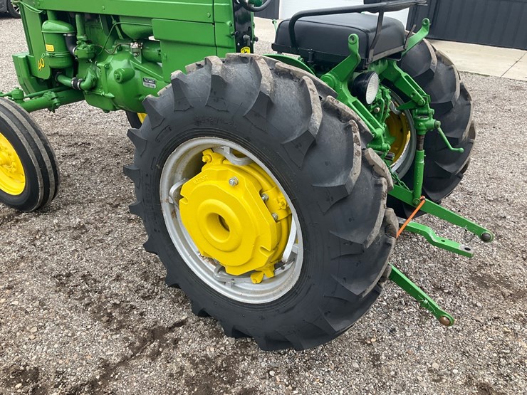 1953-john-deere-40-image-16