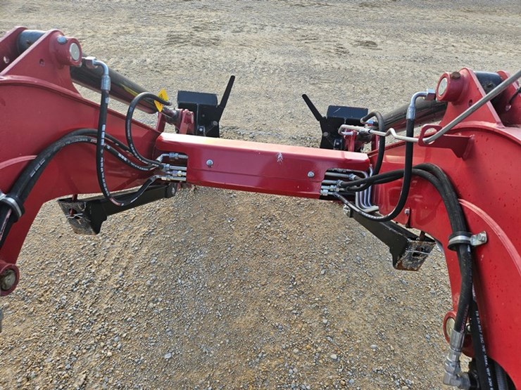 case-ih-l630-image-19