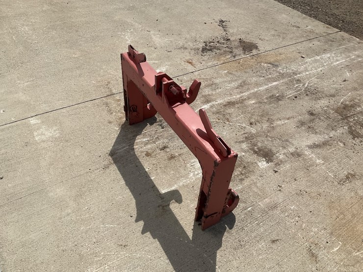 #5251-•-3-point-quick-hitch-adapter-image-3