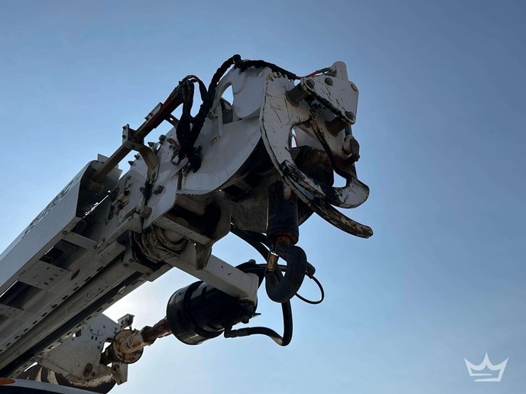 2019-international-workstar-7400-image-42