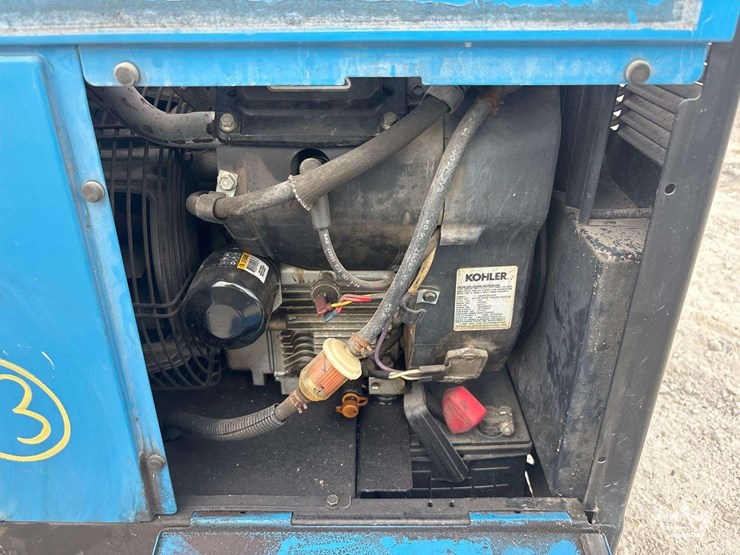2004-miller-bobcat-250-10,000w-welder-generator-image-10
