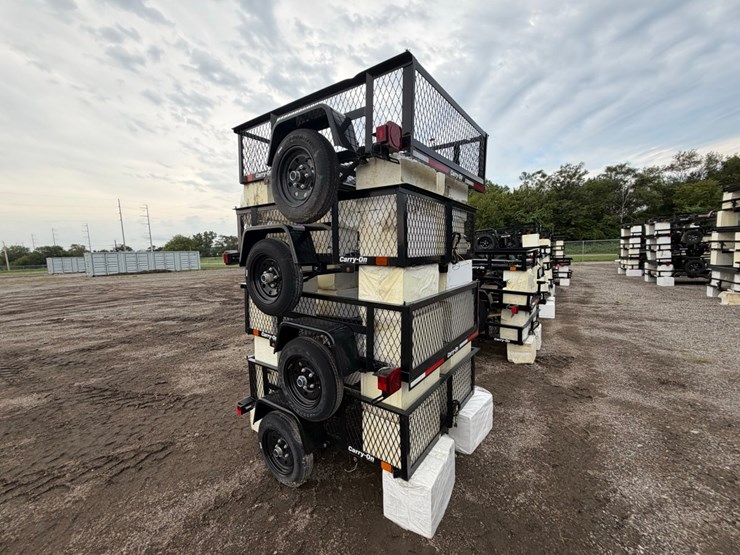 qty-of-(4)-2027-carry-on-trailers-z5x8gw2k-image-4
