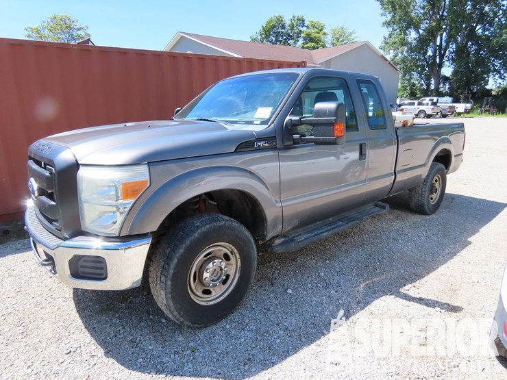 2011-ford-f250-image-1