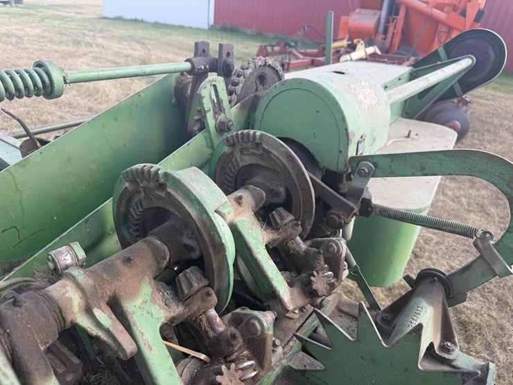 john-deere-14t-image-13