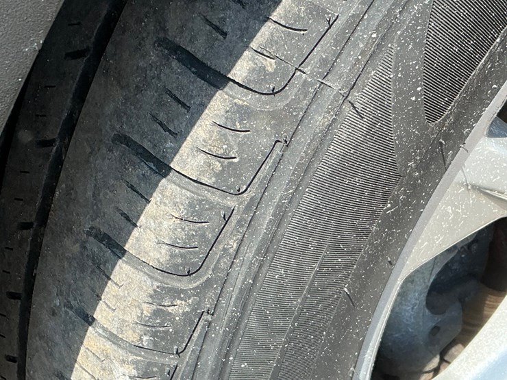 2017-ford-escape-se-image-25