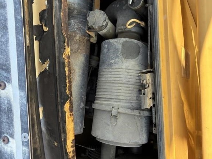 2000-caterpillar-436c-image-20