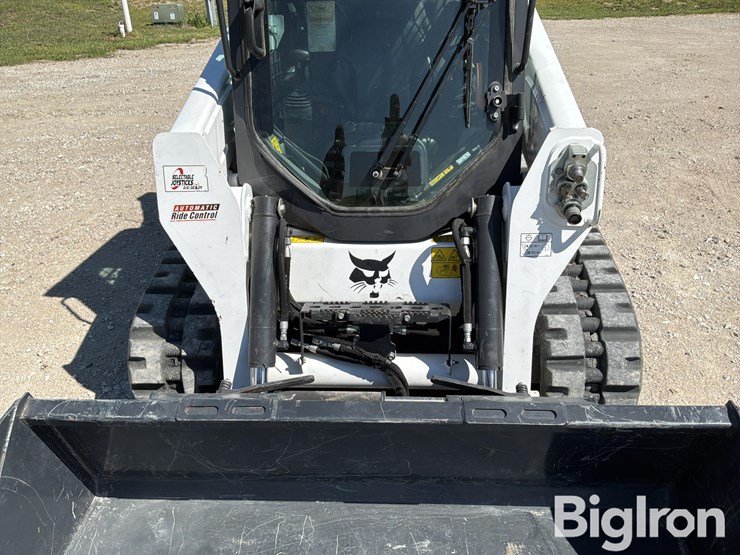 2023-bobcat-t595-image-9