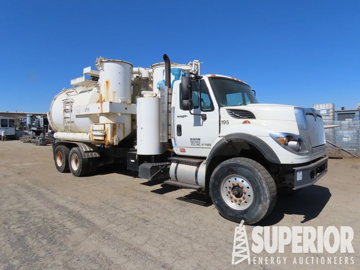 2009-international-workstar-7600-image-2