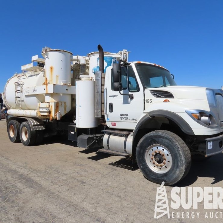 2009 INTERNATIONAL WORKSTAR 7600