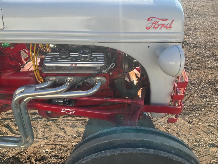 ford-tractor-image-11