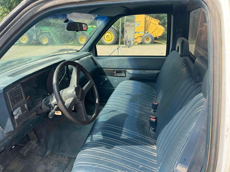 chevrolet-3500-image-15