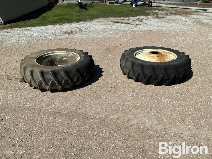firestone-all-traction-field-&-road-18.4-38-tires-&-rims-image-2