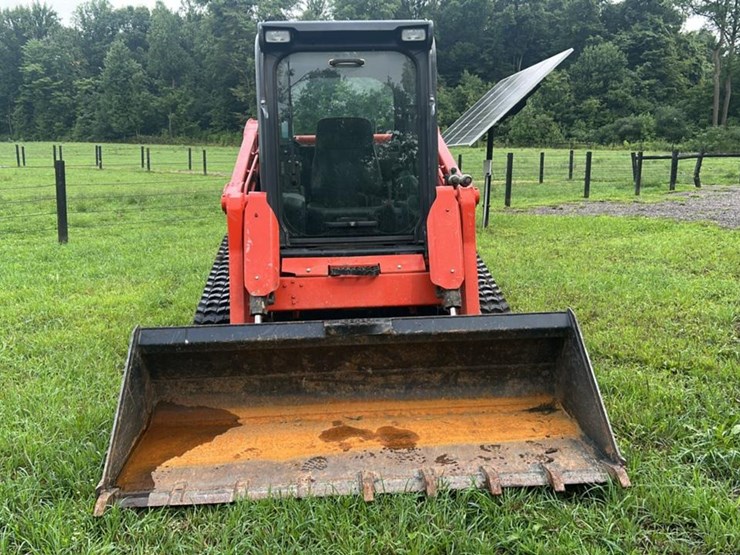 2023-kubota-svl75-2-image-8