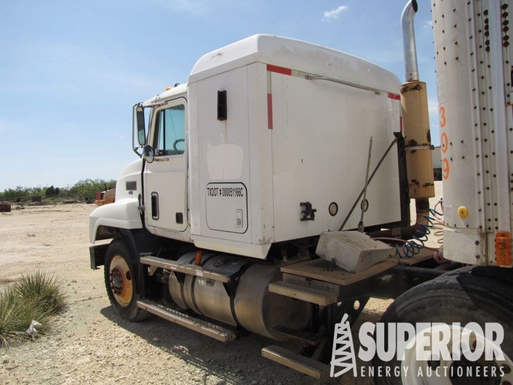 1994-mack-ch613-image-3