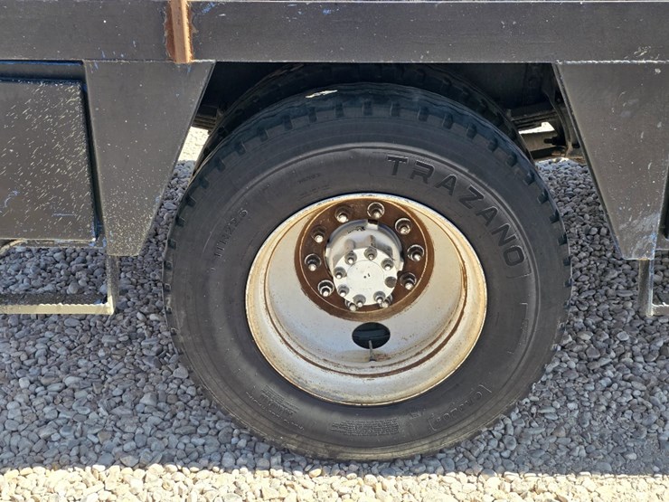 2010-international-durastar-4300-image-15