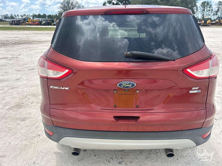 2014-ford-escape-image-30