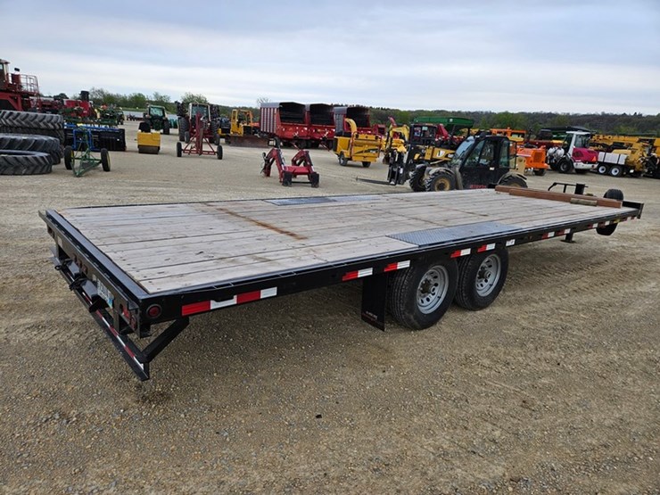 #55-•-2019-trailerman-102"-x-24'-tandem-axle-trailer-image-5