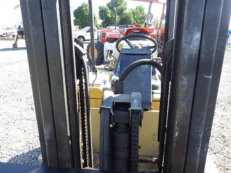 caterpillar-v40d-image-17