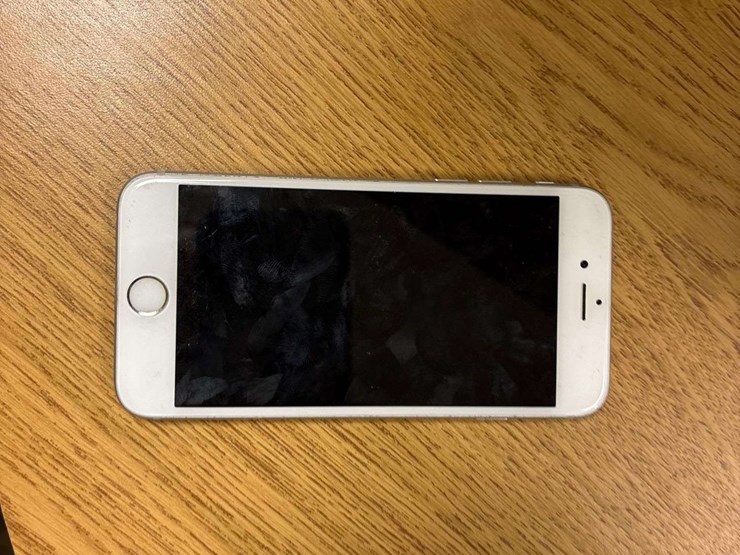 iphone-se3s-iphone-iphone-7s-iphone-6s-image-8
