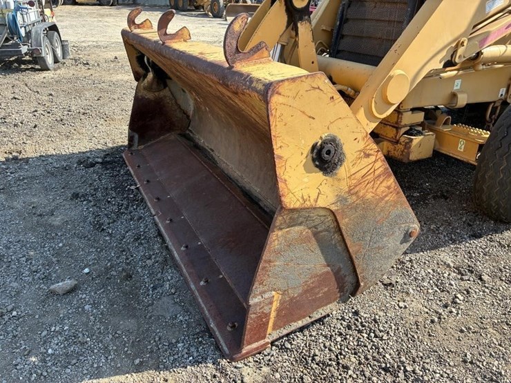 2000-caterpillar-436c-image-5