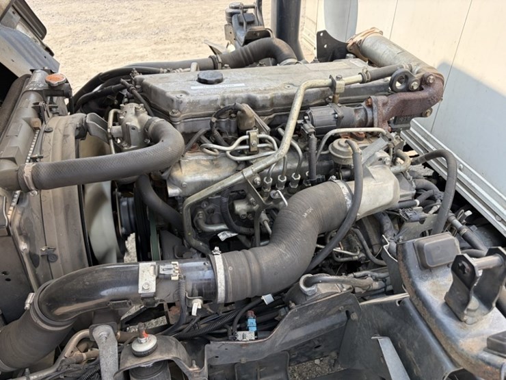 2007-gmc-w5500hd-image-11