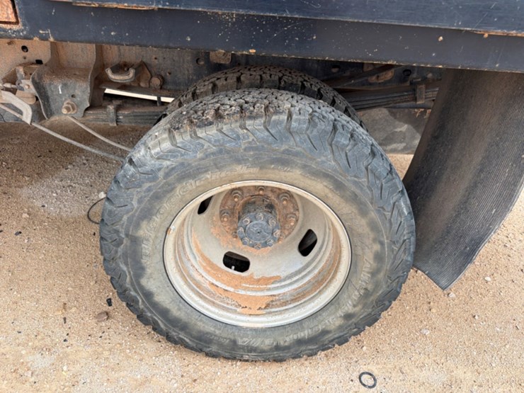 2020-ford-f350-image-7