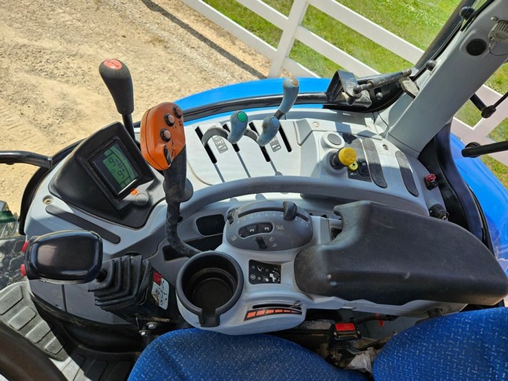 new-holland-t6.155-image-39